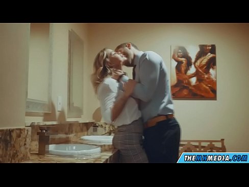 ❤️ Cum busty flava seducit in latrinae publicae Super sex ad nos la.yh9n.top